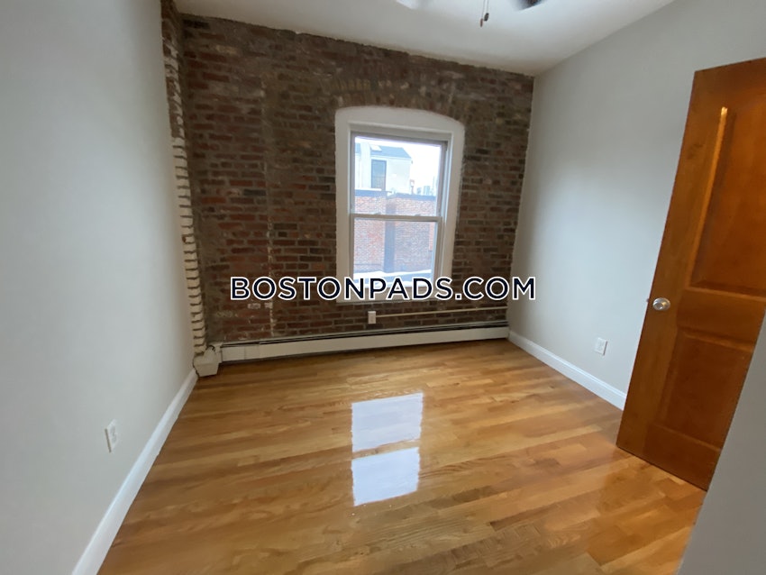 BOSTON - NORTH END - 4 Beds, 2 Baths - Image 29