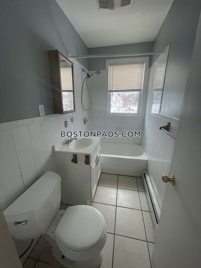 BOSTON - HYDE PARK - 1 Bed, 1 Bath - Image 6