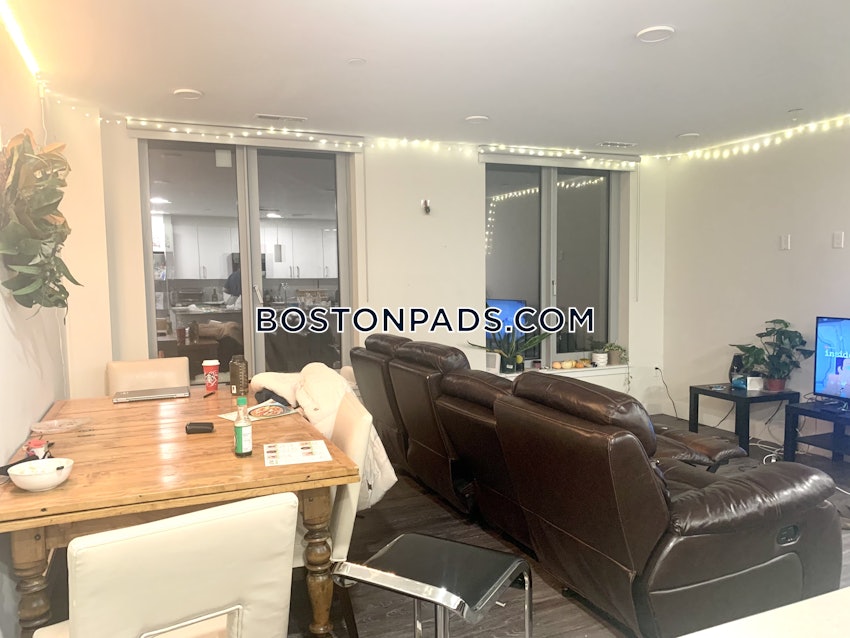 BOSTON - NORTHEASTERN/SYMPHONY - 4 Beds, 3 Baths - Image 23