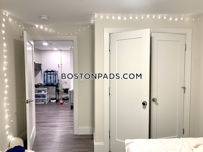 BOSTON - NORTHEASTERN/SYMPHONY - 4 Beds, 3 Baths - Image 16