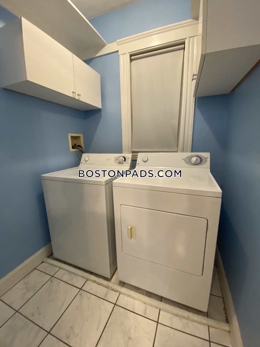 BOSTON - BRIGHTON - OAK SQUARE - 3 Beds, 1 Bath - Image 7