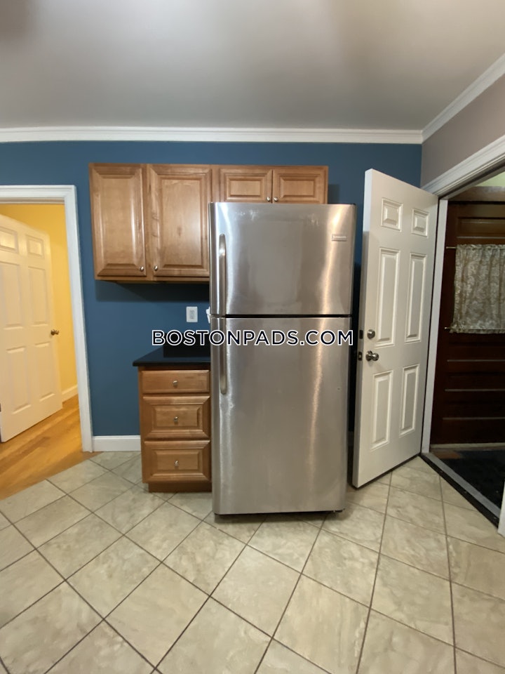 brighton-3-beds-1-bath-boston-3900-8011160 