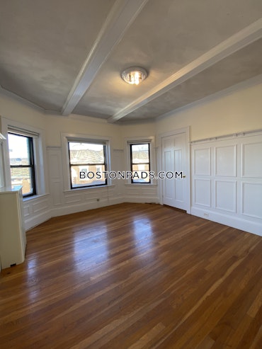 Boston - 3 Beds, 1 Baths