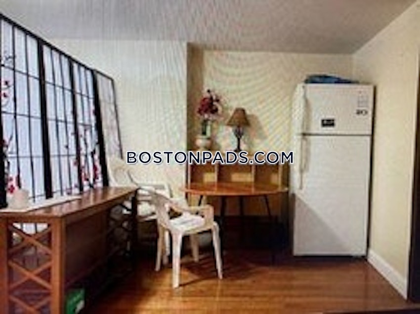 BOSTON - CHINATOWN - 2 Beds, 1 Bath - Image 1