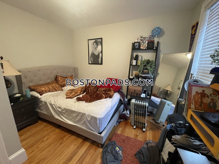 Endicott St., Boston