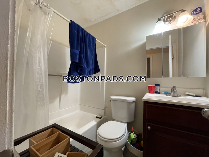 BOSTON - MISSION HILL - 1 Bed, 1 Bath - Image 15