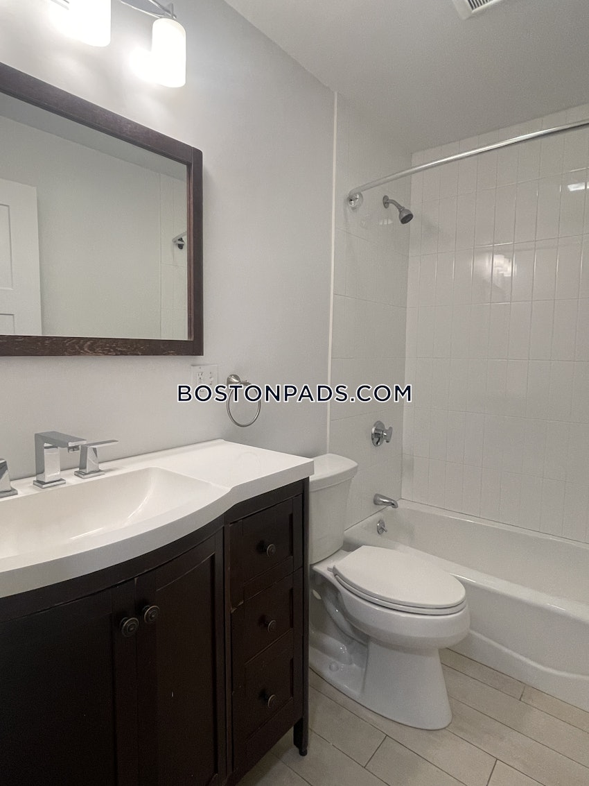 CAMBRIDGE - HARVARD SQUARE - 4 Beds, 2 Baths - Image 62