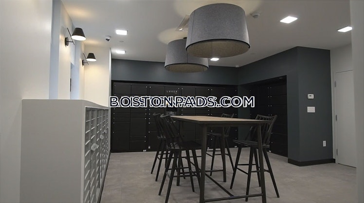 Commonwealth Ave., Boston