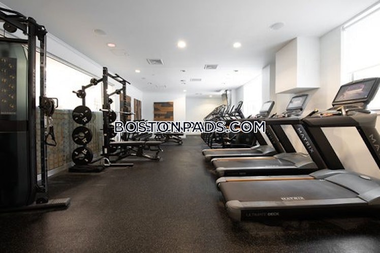 Commonwealth Ave., Boston