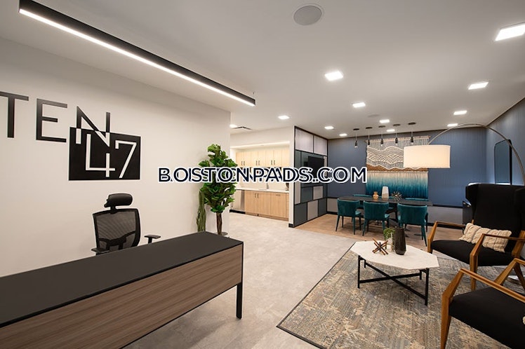 Commonwealth Ave., Boston