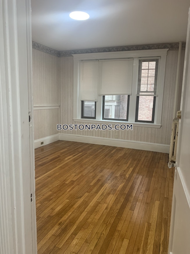 Brookline - $3,700+ /mo