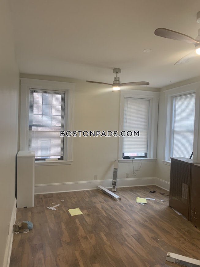 Brookline - $3,700+ /mo