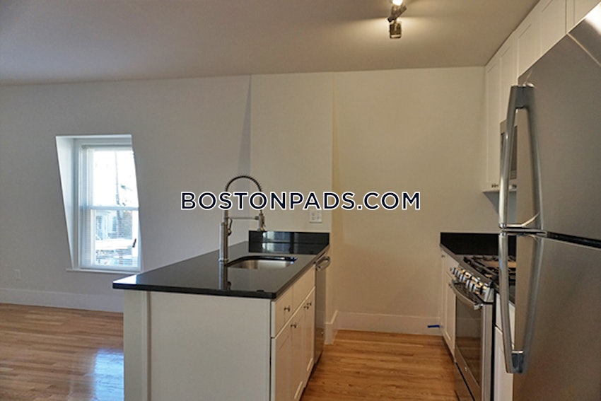 SOMERVILLE - SPRING HILL - 3 Beds, 2 Baths - Image 4