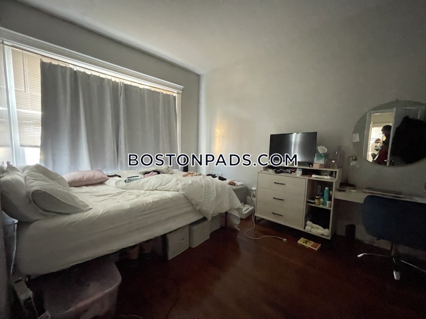 Boston - $3,575+ /month