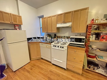 Boston - 2 Beds, 1 Baths