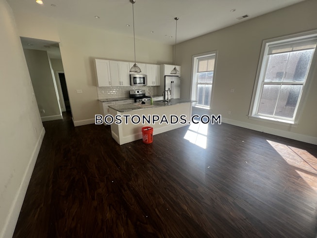 Boston - $5,700+ /mo