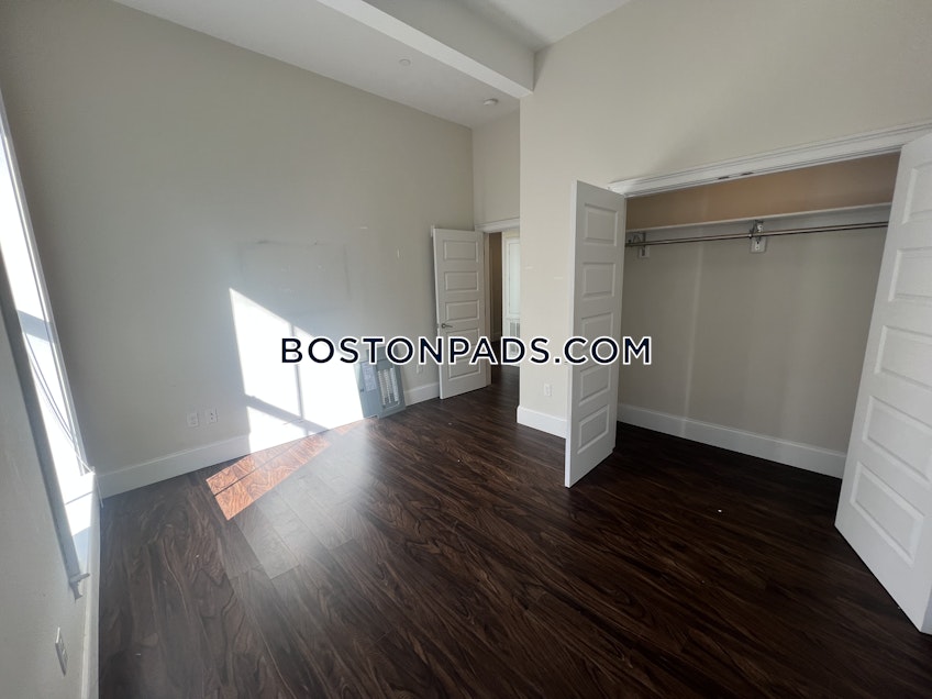Boston - $5,700+ /month