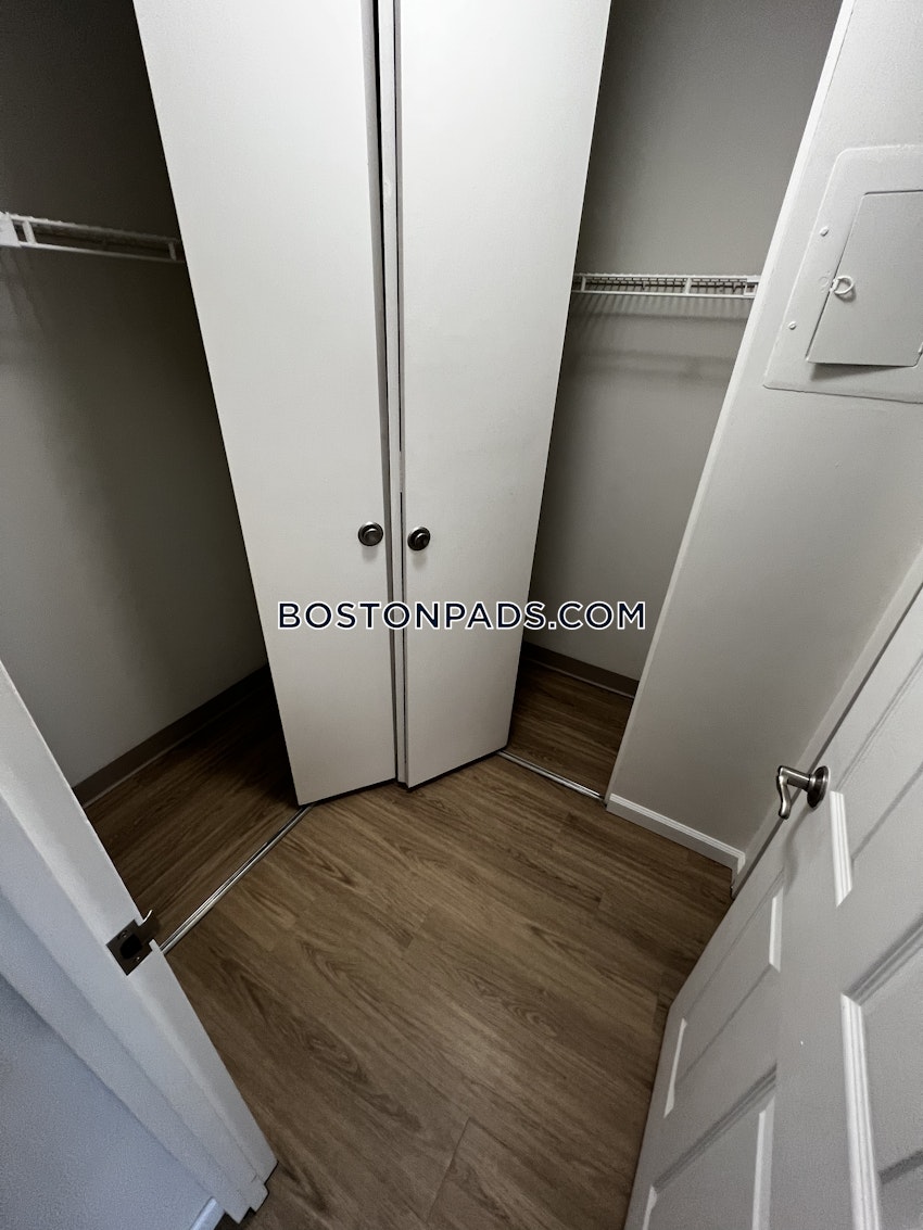 BOSTON - WEST END - 1 Bed, 1 Bath - Image 12