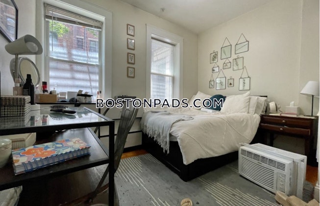 Boston - $6,800+ /mo