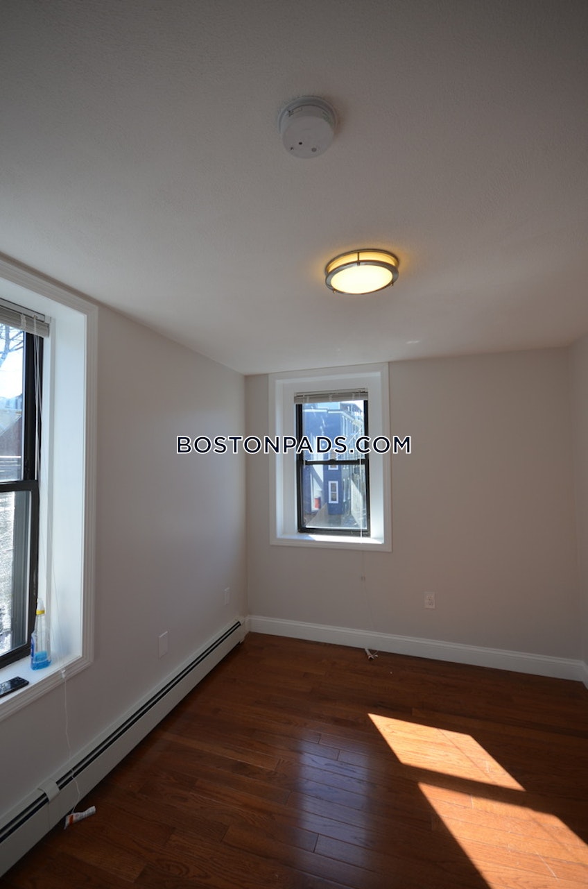 Boston - $2,950+ /month