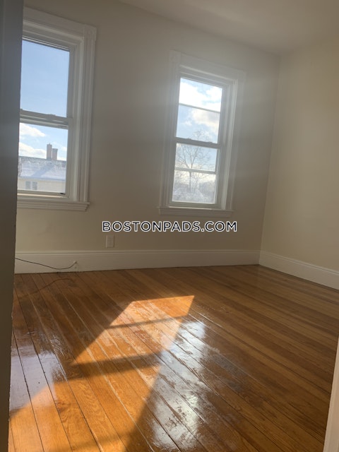 Cedar St. Malden photo 14