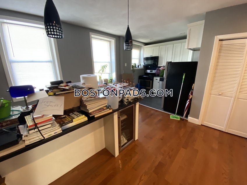 Boston - $2,950+ /month