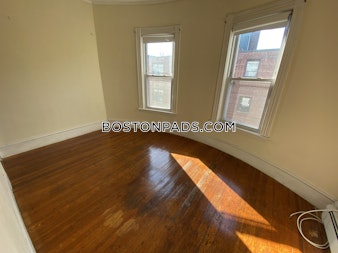 Washburn Ter. Brookline