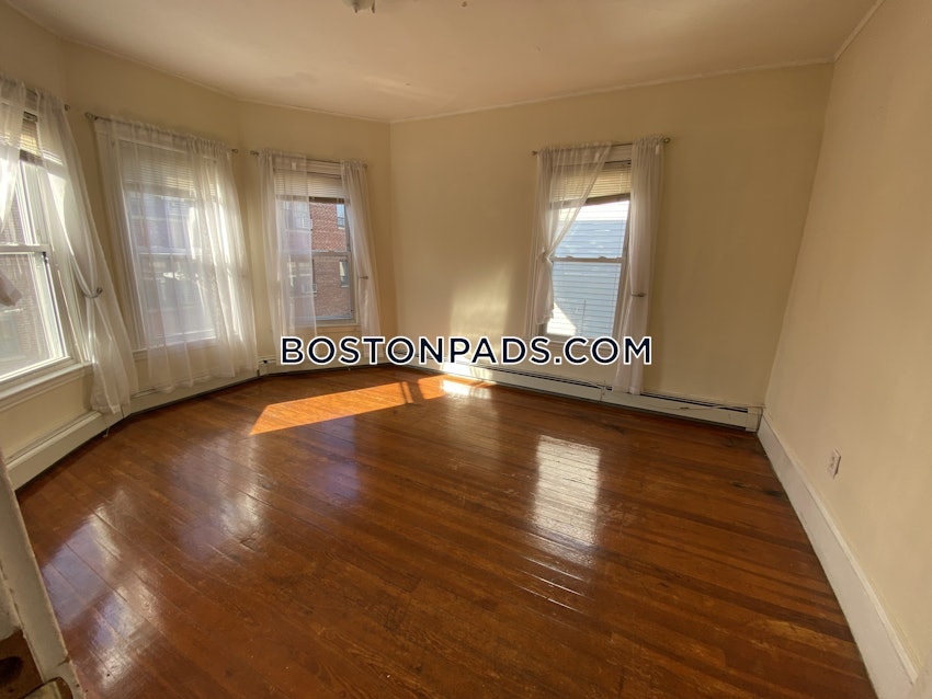 BROOKLINE- BROOKLINE VILLAGE - 4 Beds, 2 Baths - Image 59