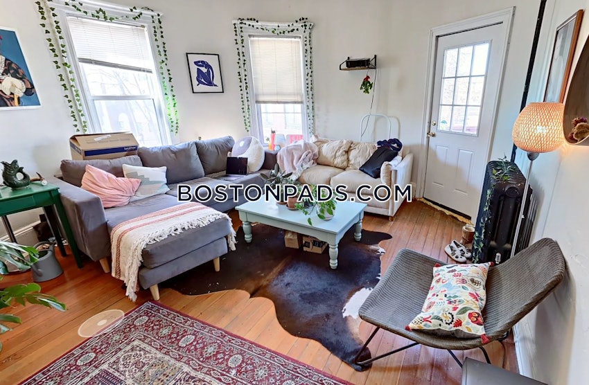 BOSTON - ALLSTON - 5 Beds, 2 Baths - Image 9