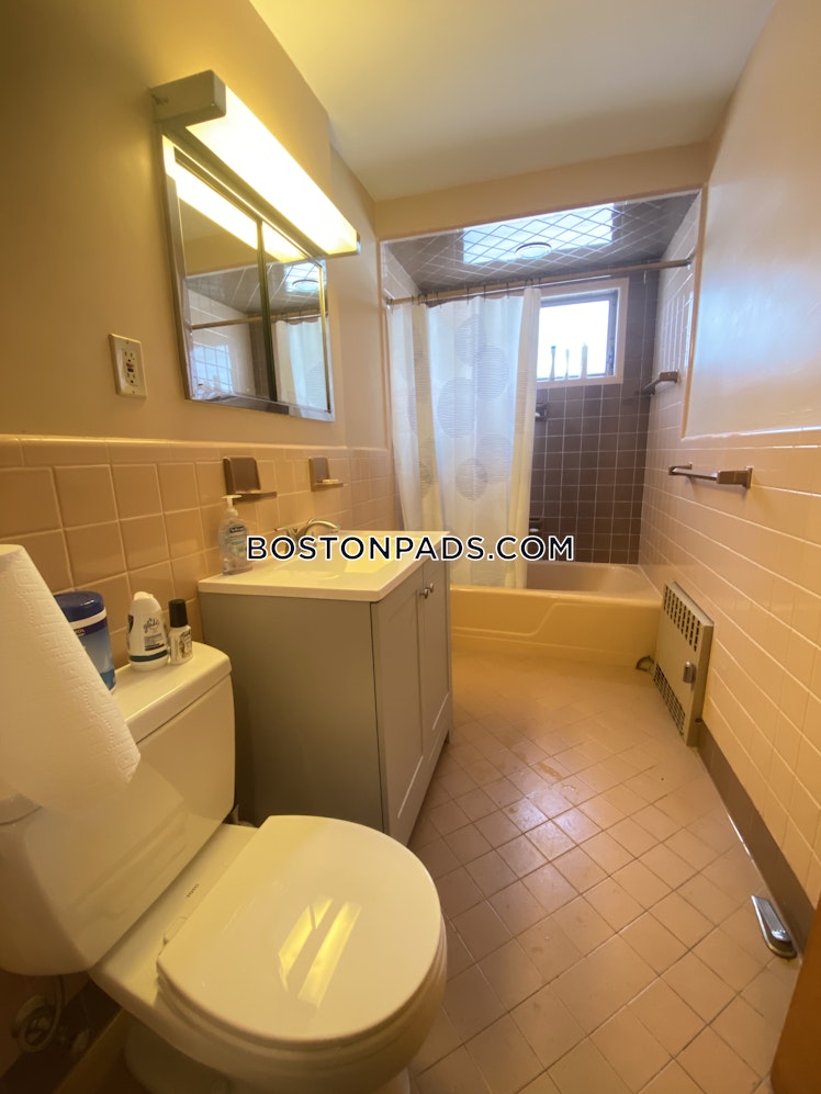 Bowdoin St., Medford