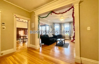 Euston St. Brookline