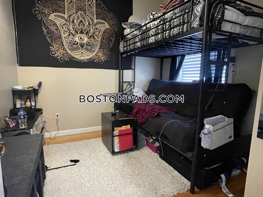 Boston - $2,995+ /month