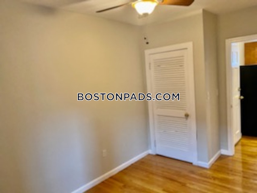 BOSTON - NORTH END - 3 Beds, 1 Bath - Image 8