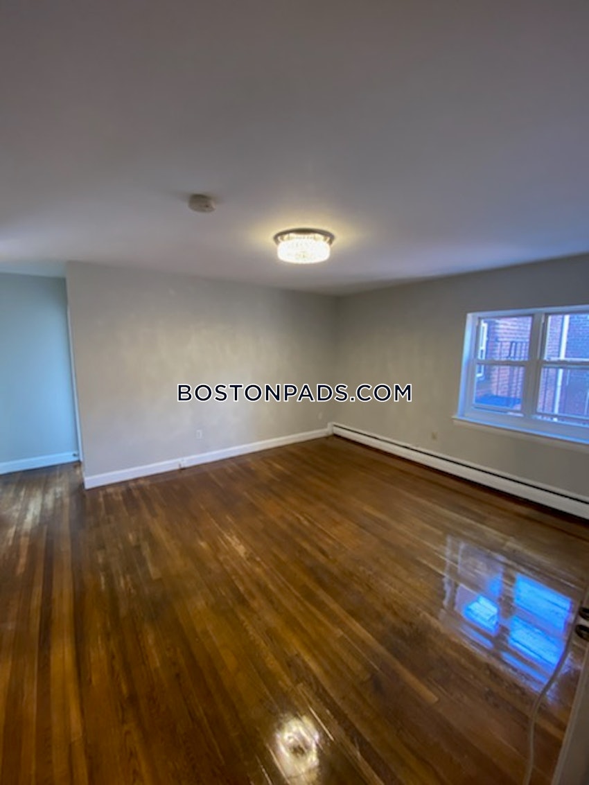 BOSTON - BRIGHTON - CLEVELAND CIRCLE - 2 Beds, 1 Bath - Image 3