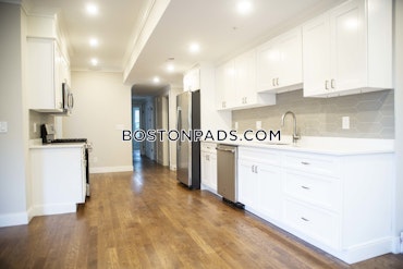 Boston - 4 Beds, 2 Baths