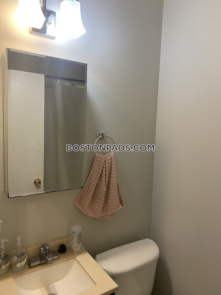 Hemenway St., Boston