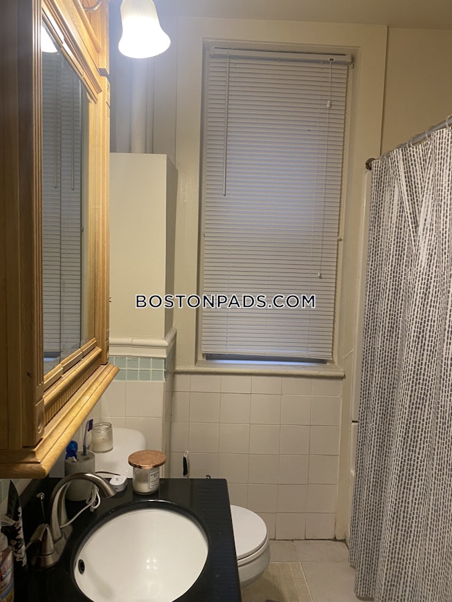 Boston - $4,700+ /mo