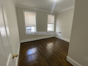 Boston - 4 Beds, 1 Baths