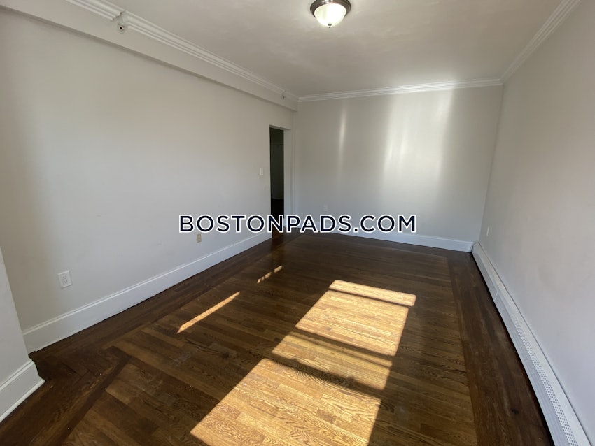 BOSTON - DORCHESTER - BLUE HILL AVENUE - 4 Beds, 1 Bath - Image 24