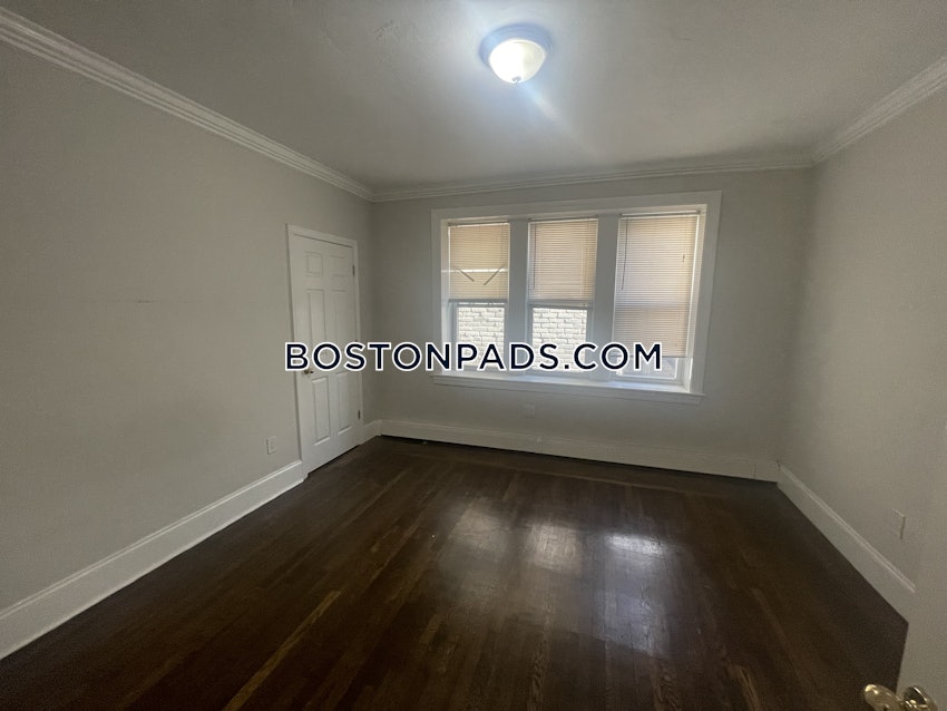 BOSTON - DORCHESTER - BLUE HILL AVENUE - 4 Beds, 1 Bath - Image 28