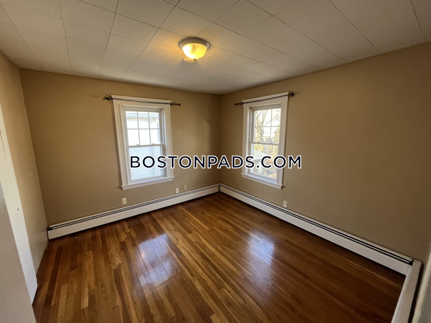 BOSTON - BRIGHTON - OAK SQUARE - 3 Beds, 1 Bath - Image 11