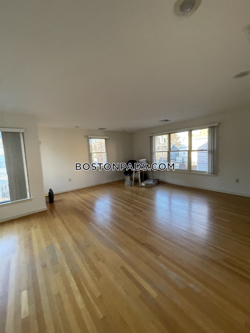 NEWTON - NEWTON CORNER - 2 Beds, 2 Baths - Image 39