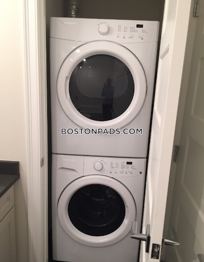 Boston - $3,900+ /mo