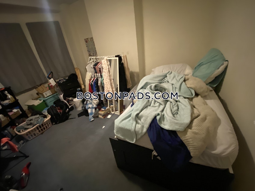 Boston - $4,000+ /month