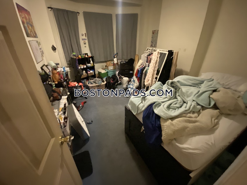 Boston - $4,000+ /month