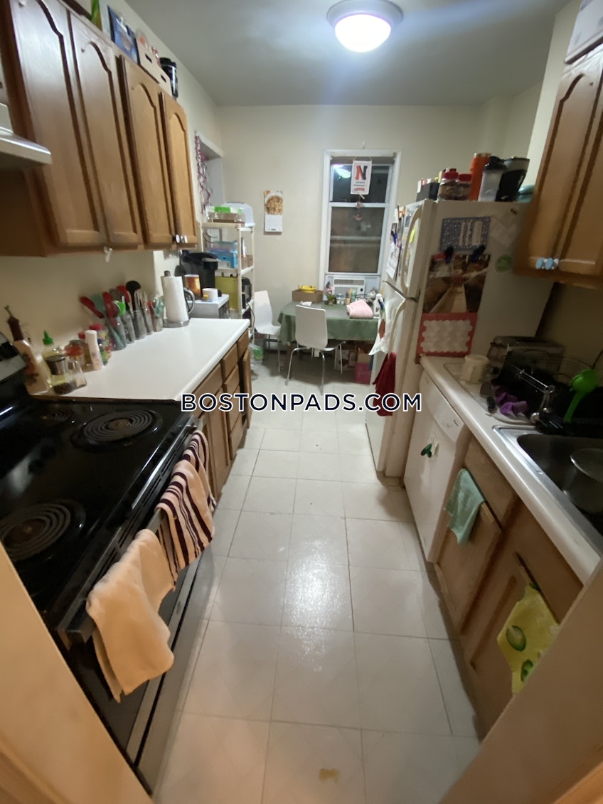 Boston - $4,000+ /month