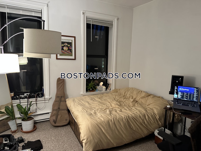 BOSTON - BAY VILLAGE - 3 Beds, 1.5 Baths - Image 16