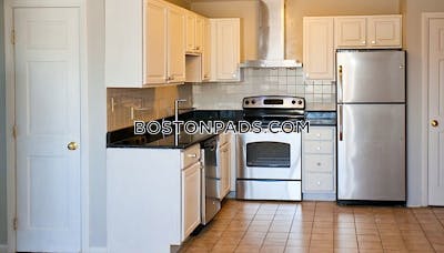 Somerville Apartment for rent 2 Bedrooms 1 Bath  Magoun/ball Square - $3,700 No Fee