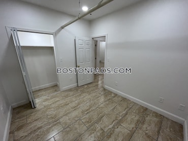 Boston - 4 Beds, 2 Baths