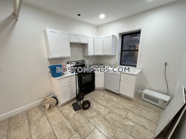 Boston - 4 Beds, 2 Baths